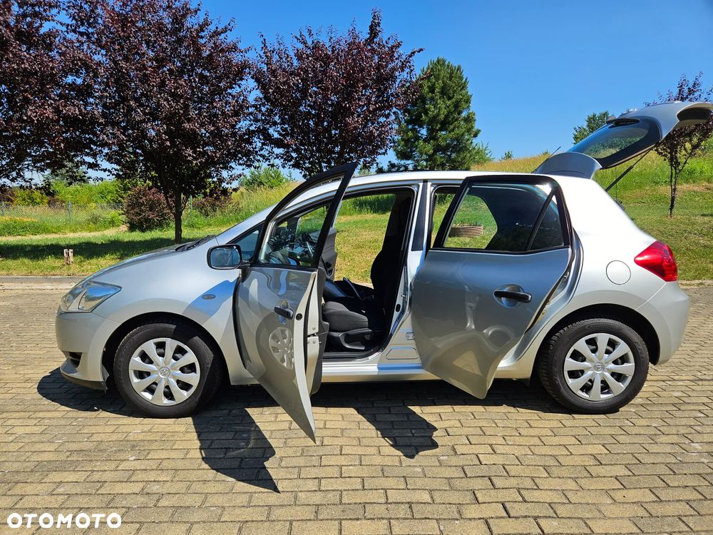 Toyota Auris 1.33 VVT-i Luna - 31