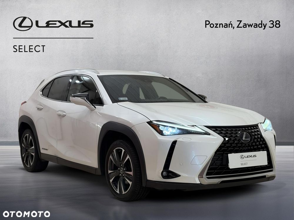 Lexus UX - 8