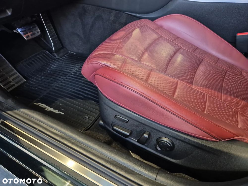 Kia Stinger 3.3 T-GDI V6 GT AWD - 20