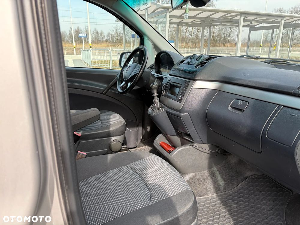 Mercedes-Benz Vito Shuttle 639.701 - 19
