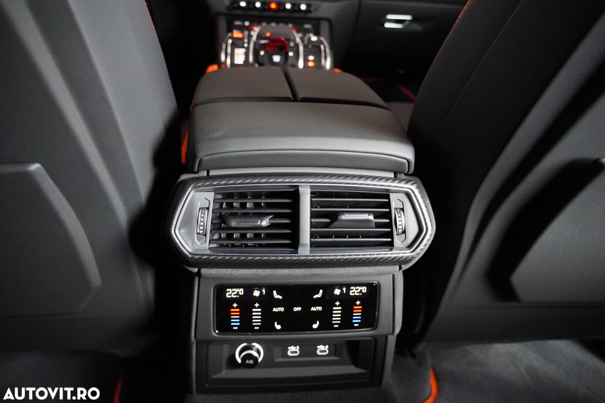 Lamborghini URUS - 31