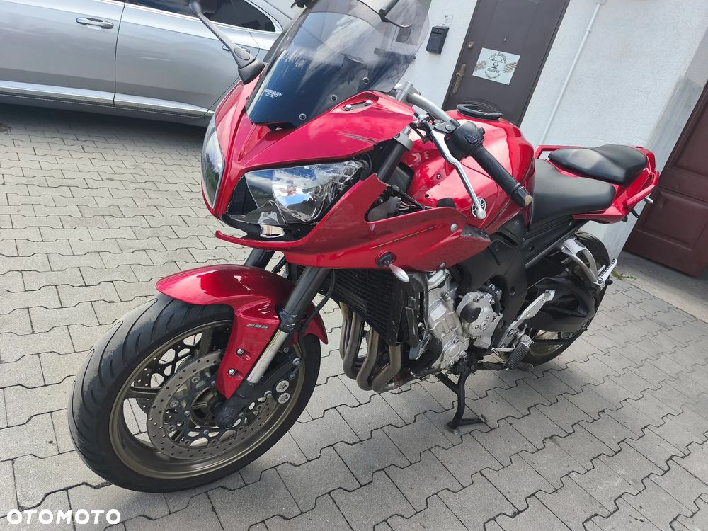Yamaha FZ - 2