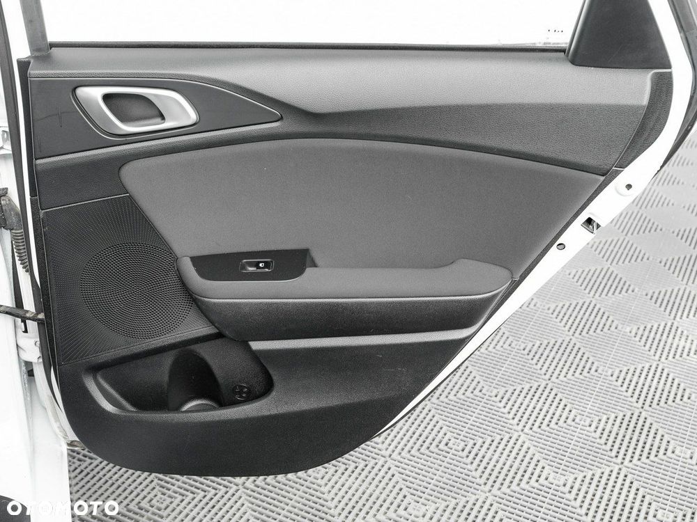 Kia Ceed 1.0 T-GDI S - 26