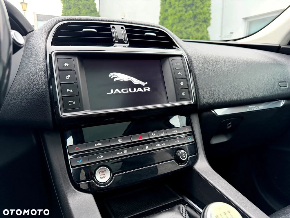 Jaguar F-Pace 2.0 i4D RWD Prestige - 21