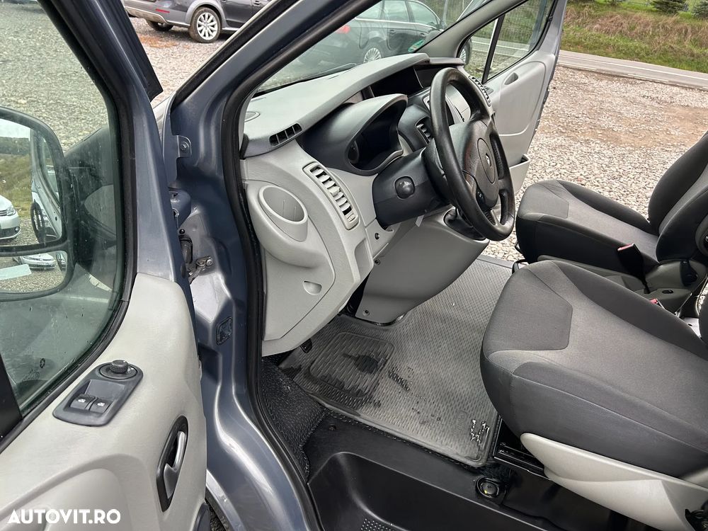 Renault Trafic 2.0 dCi 115 Combi L1H1 - 8