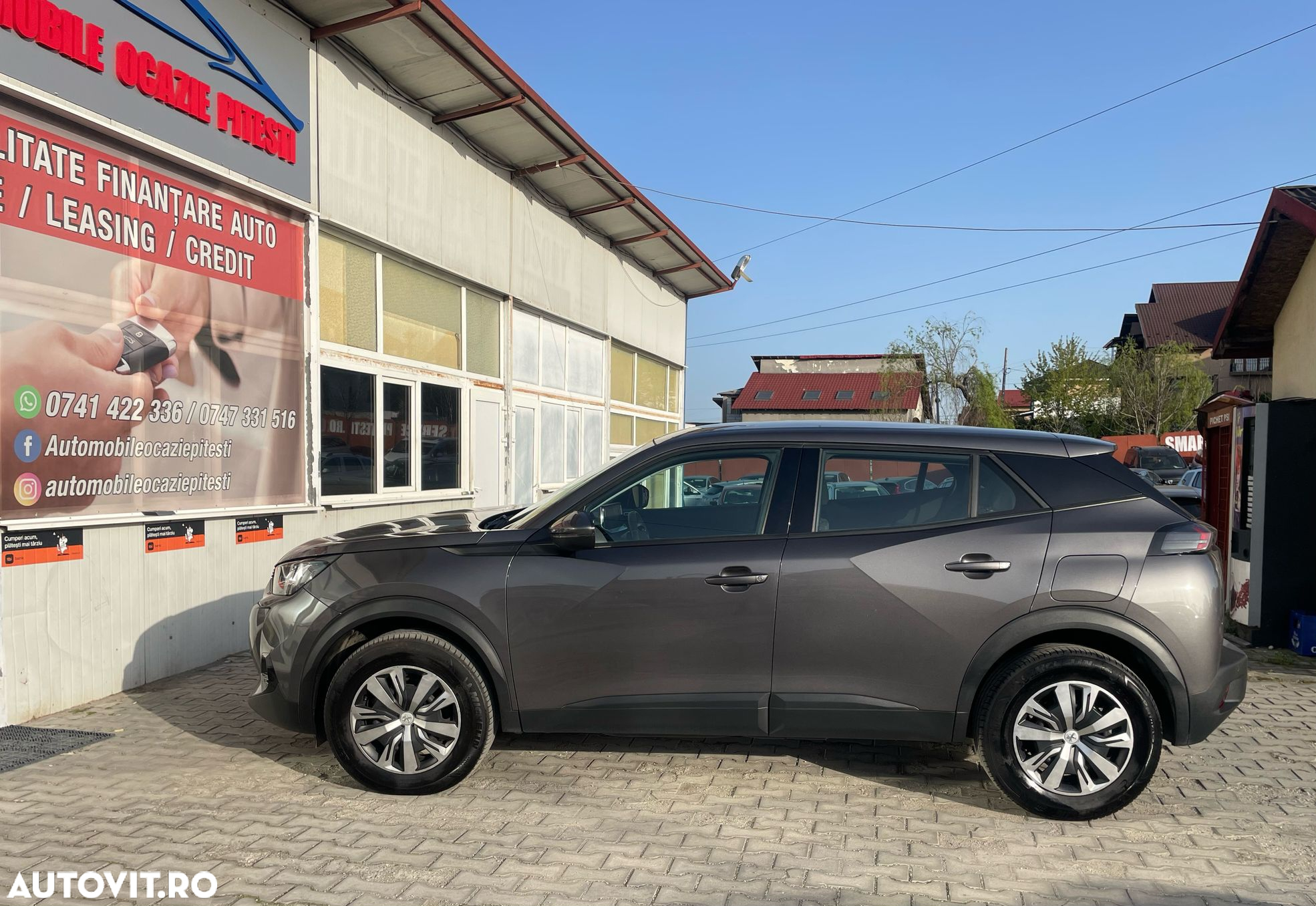 Peugeot 2008 1.5 BlueHDI 130 S&S EAT8 Allure - 23