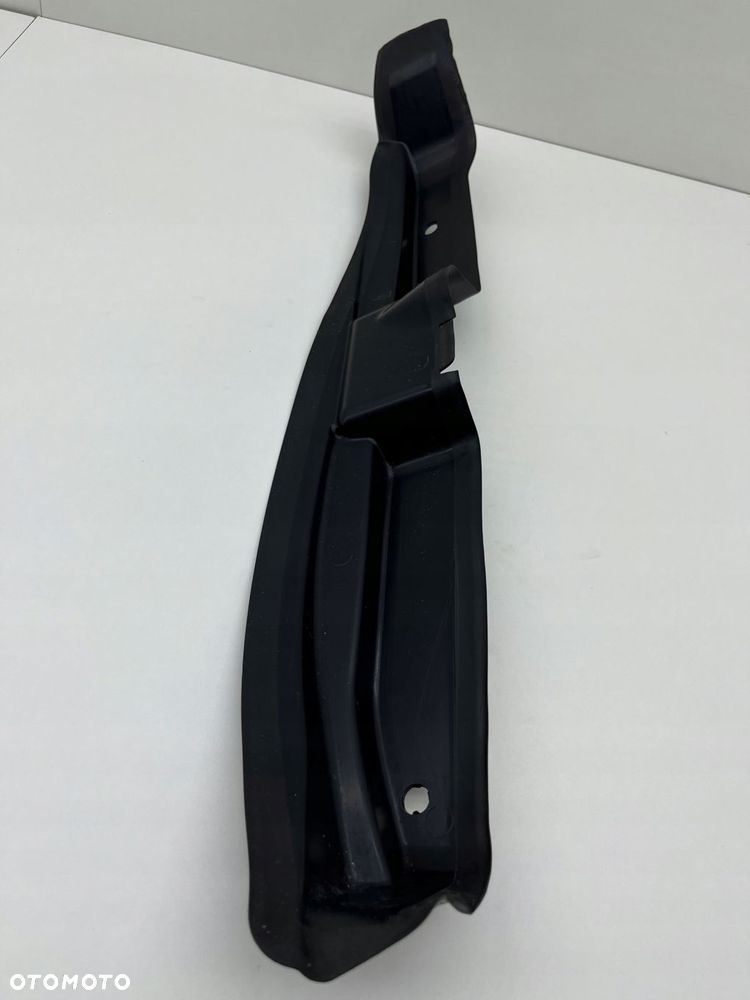 VOLVO V90 OSŁONA NAKŁADKA BŁOTNIKA PRAWA PRZÓD 31688207 - 1