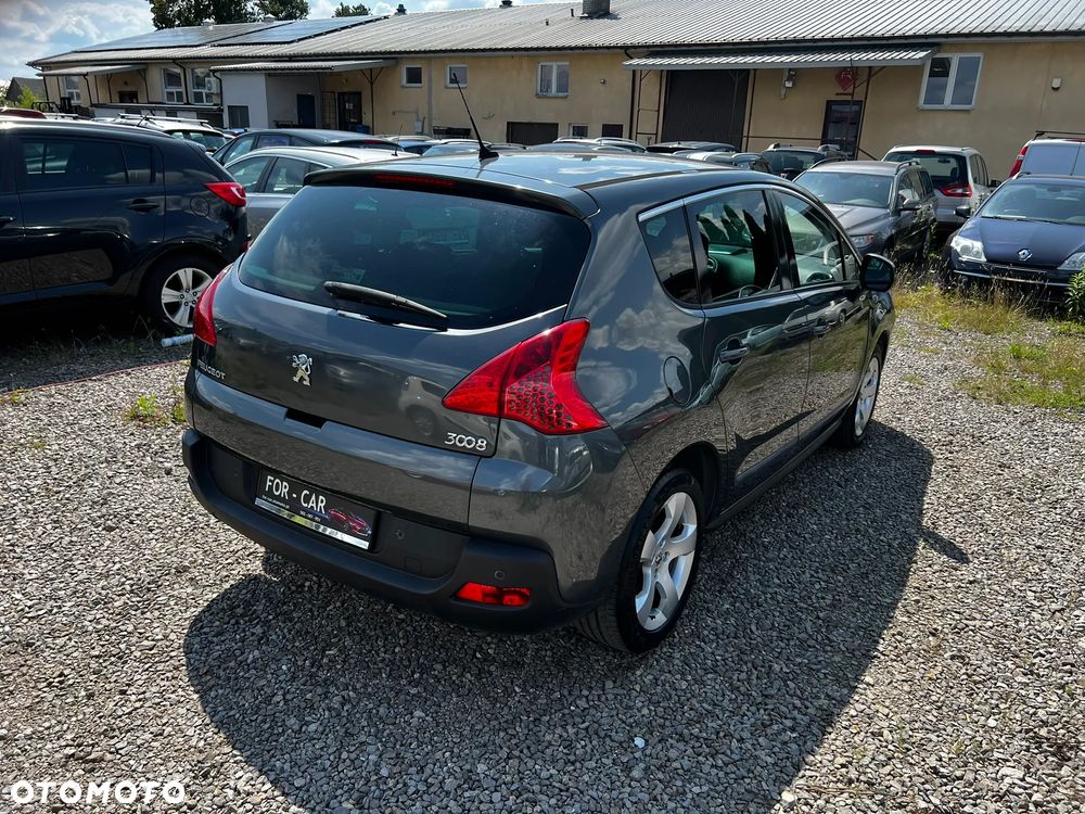Peugeot 3008 1.6 HDi Premium - 4