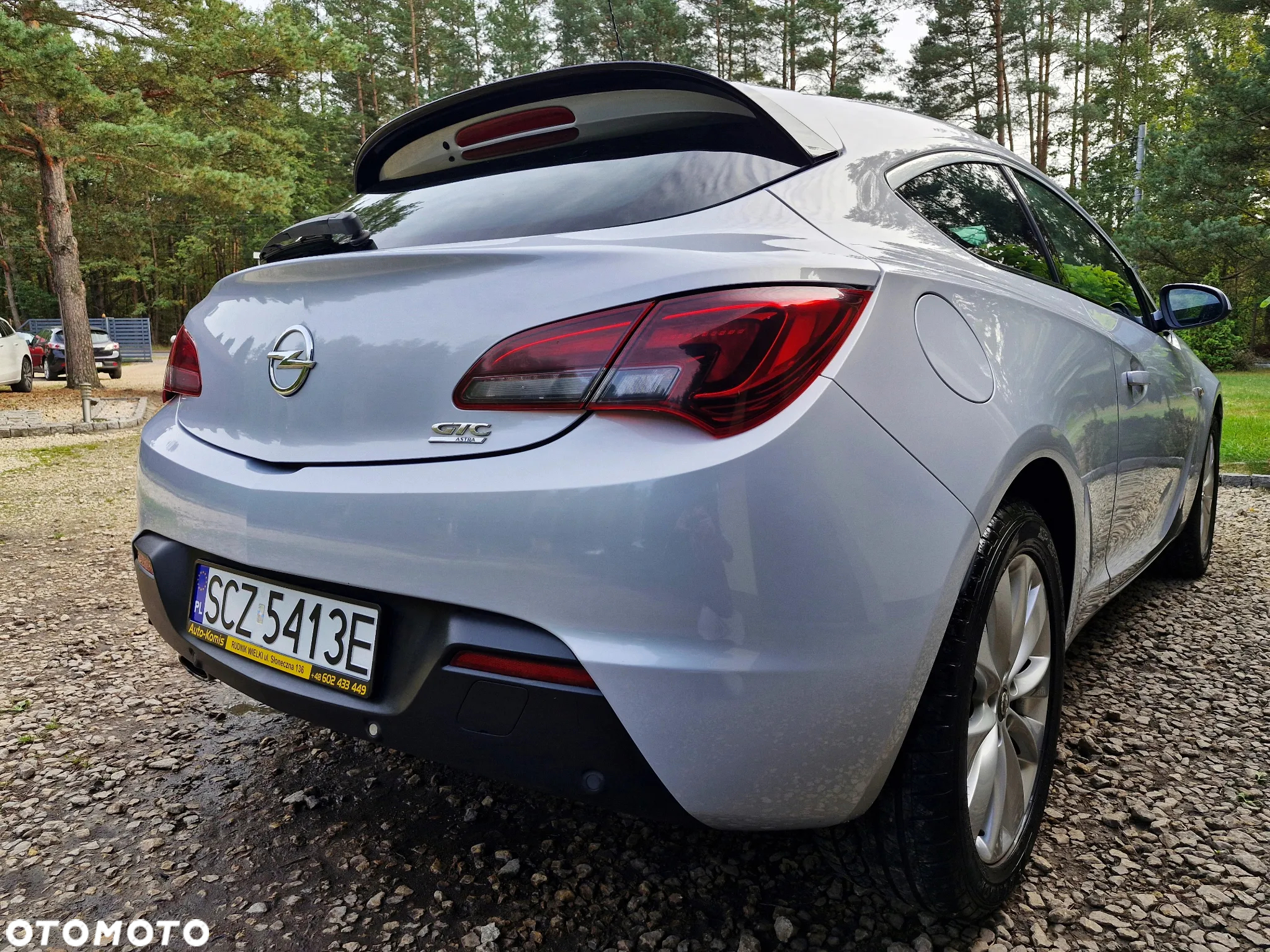 Opel Astra GTC 1.4 Turbo Innovation - 4