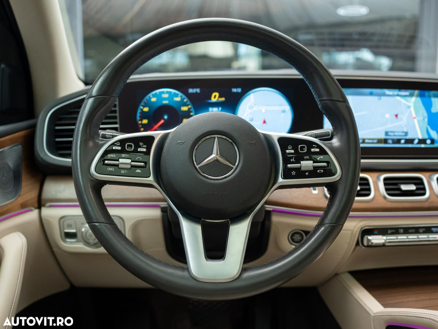 Mercedes-Benz GLE - 19