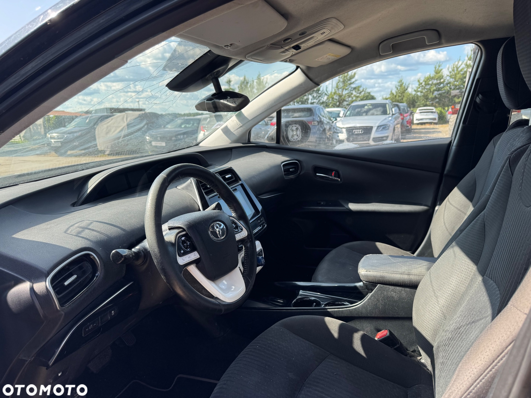 Toyota Prius Hybrid - 5