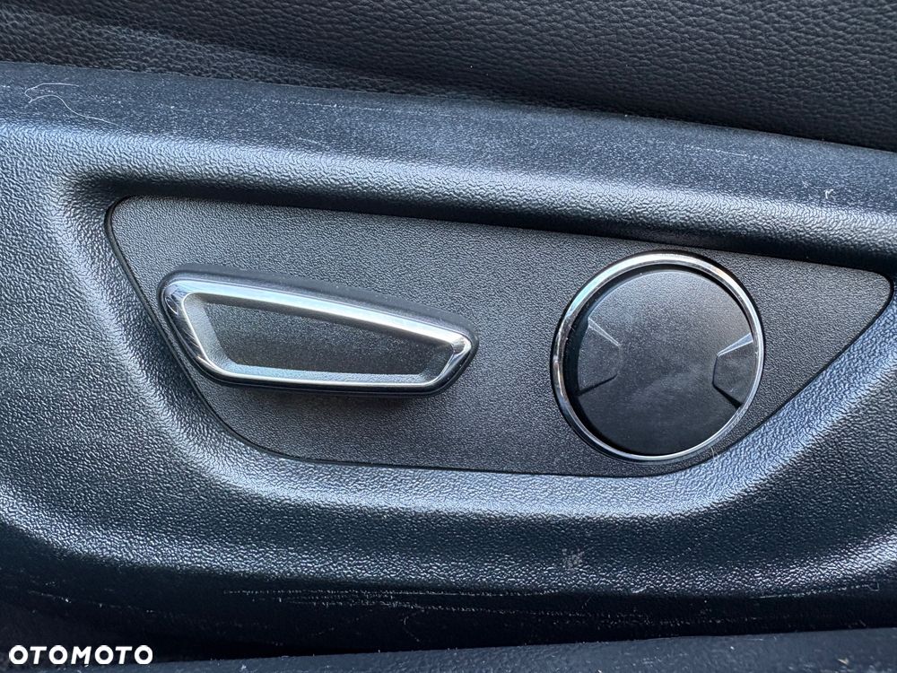 Ford Mustang Cabrio 5.0 Ti-VCT V8 Black Shadow Edition - 10