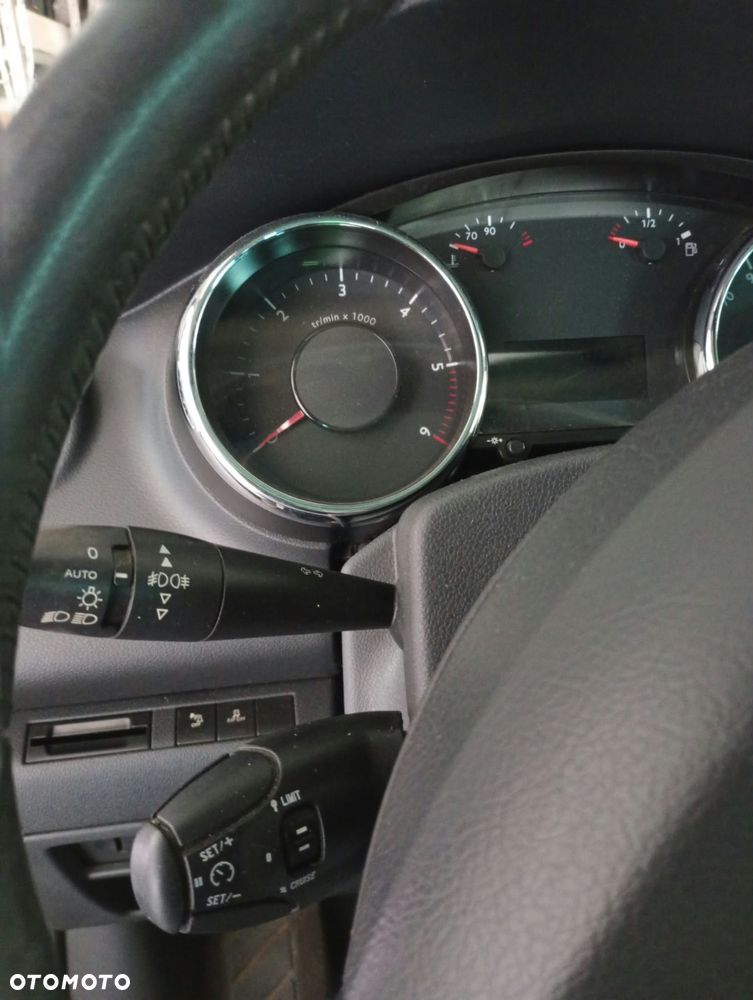 Peugeot 3008 - 13