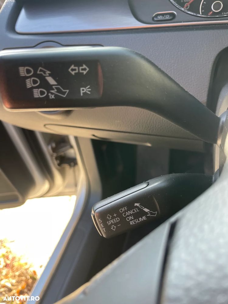 Volkswagen Passat 2.0 TDI BlueMotion Tehnology Comfortline - 13