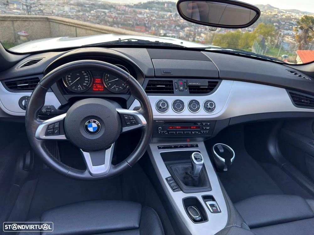 BMW Z4 sDrive20i - 15