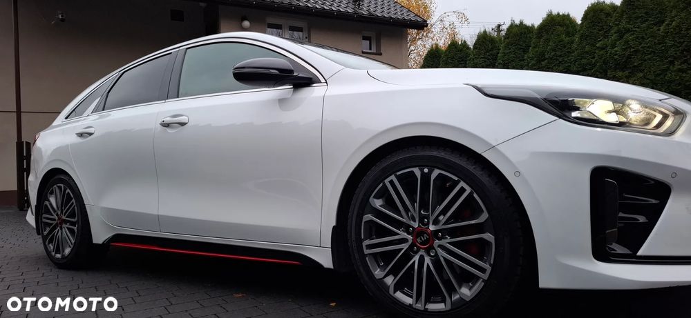 Kia ProCeed 1.6 T-GDI GT DCT - 5