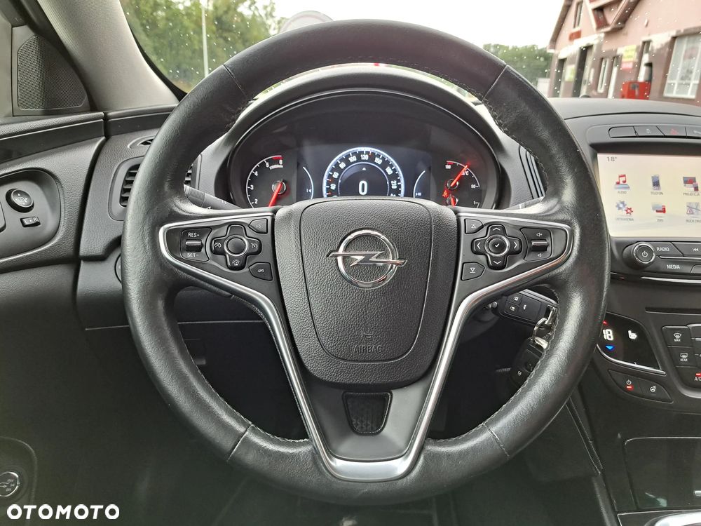 Opel Insignia - 26