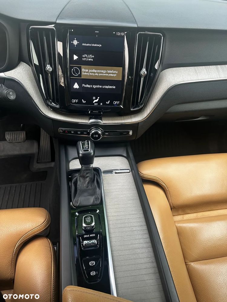 Volvo XC 60 D5 AWD Inscription - 9