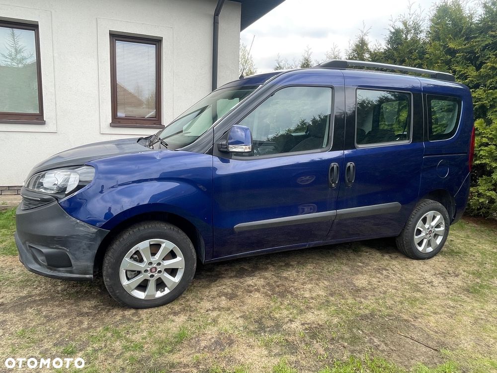 Fiat Doblo 1.4 T-Jet 16V Lounge - 1