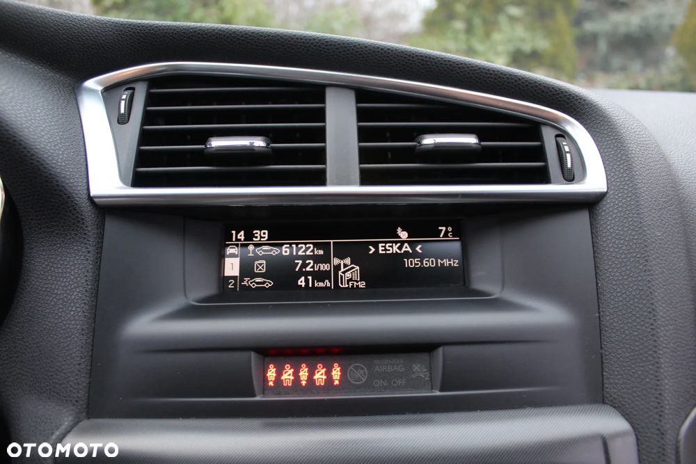 Citroën DS4 VTi 120 Urban Show - 27