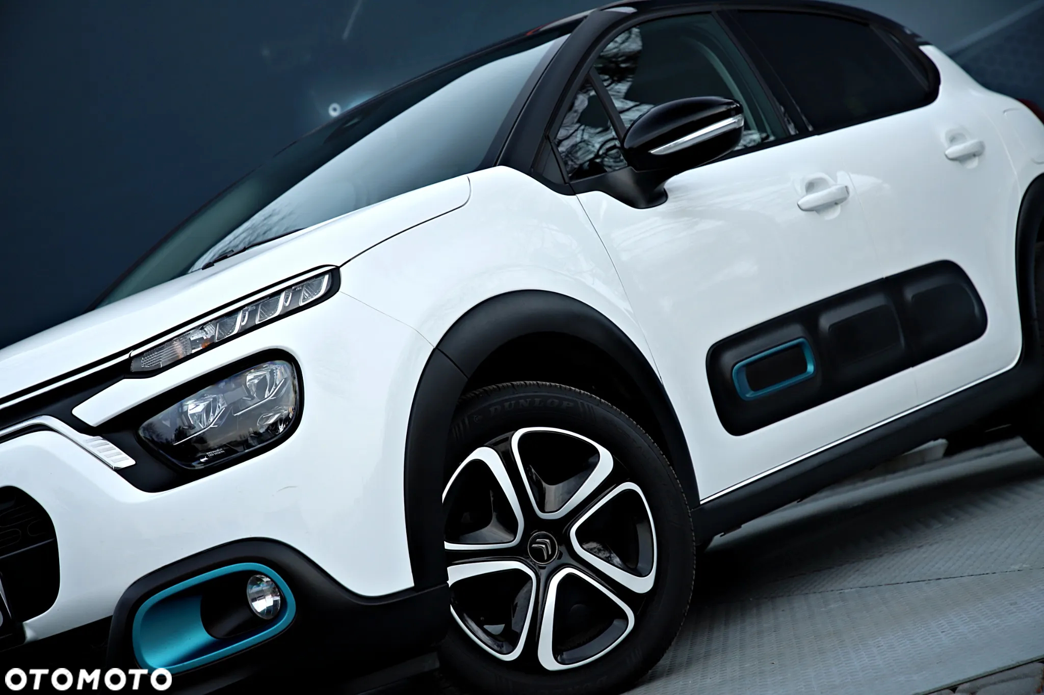 Citroën C3 1.2 PureTech Shine - 4
