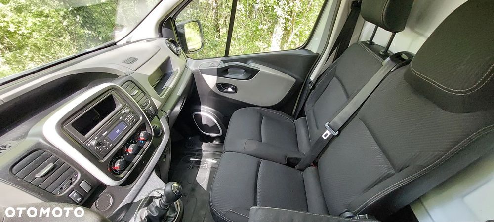 Renault Trafic - 27