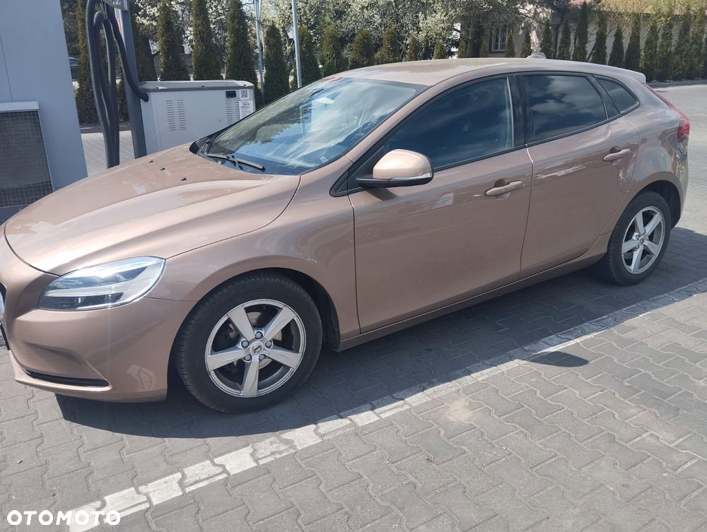 Volvo V40 D2 - 2