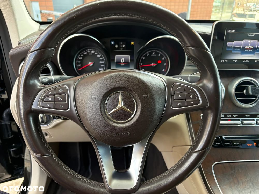 Mercedes-Benz GLC - 25