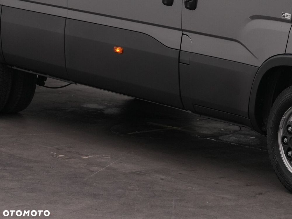 Iveco Daily 35C21 - 37
