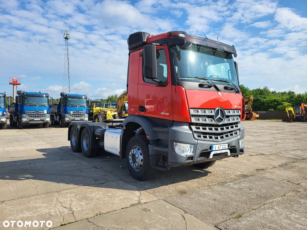 Mercedes-Benz Arocs 2645 6x4 budowlany DMC 66 ton z Niemiec - 16