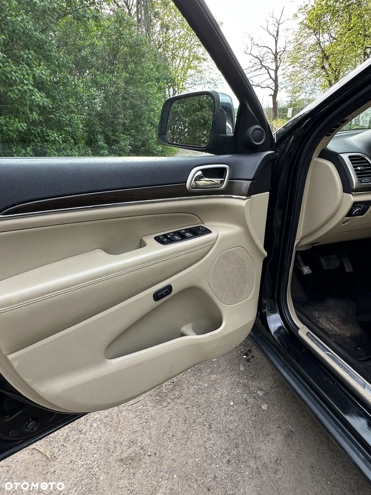 Jeep Grand Cherokee - 10