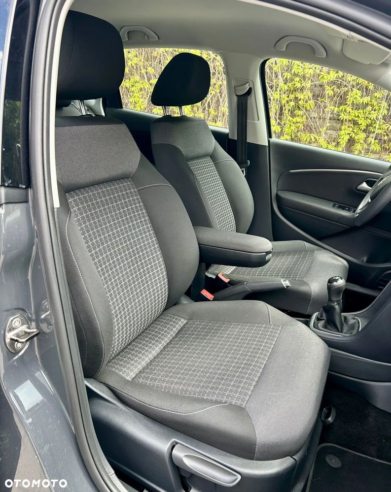 Volkswagen Polo - 10