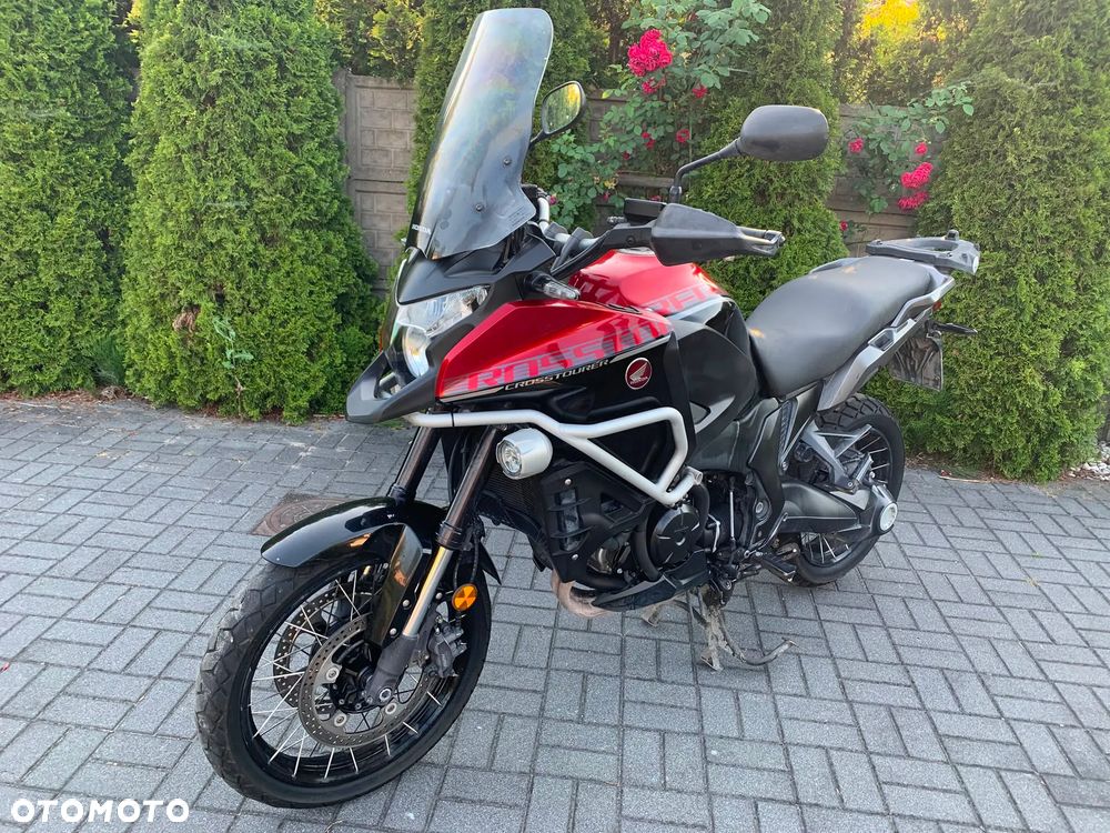Honda VFR - 11
