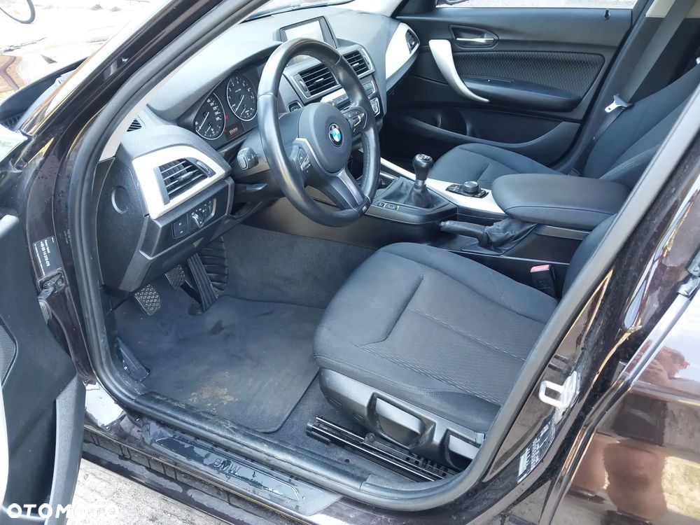 BMW Seria 1 116i - 9