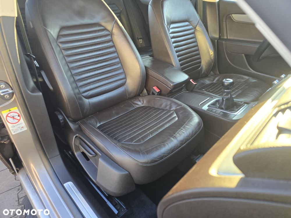 Volkswagen Passat 1.6 TDI BlueMotion Technology Highline - 21