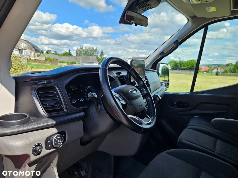 Ford Transit - 28