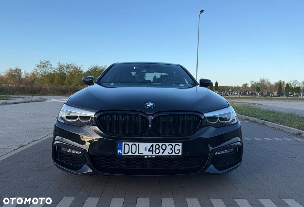 BMW Seria 5 530i xDrive M Sport Edition - 8