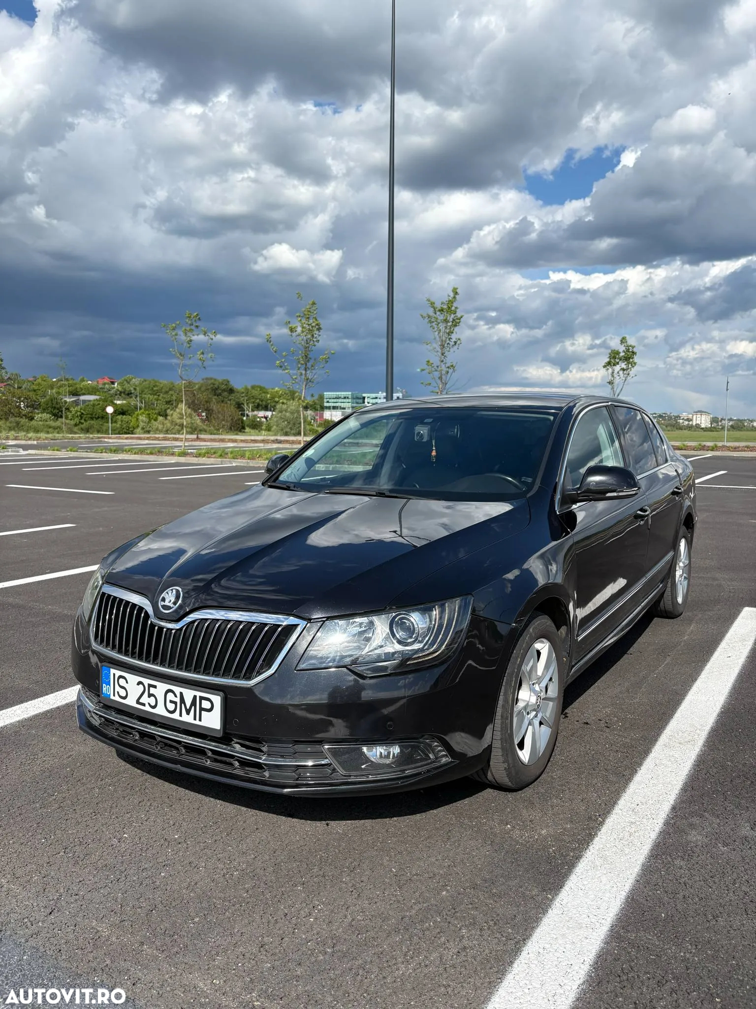 Skoda Superb 2.0 TDI DSG Elegance - 16