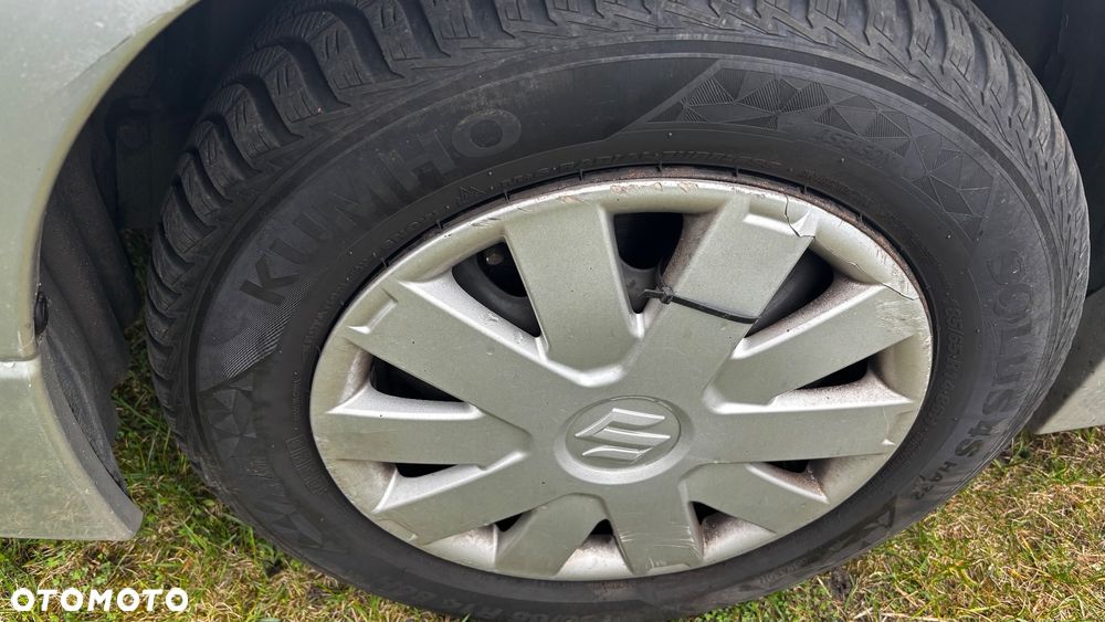 Suzuki Liana 1.6 - 19