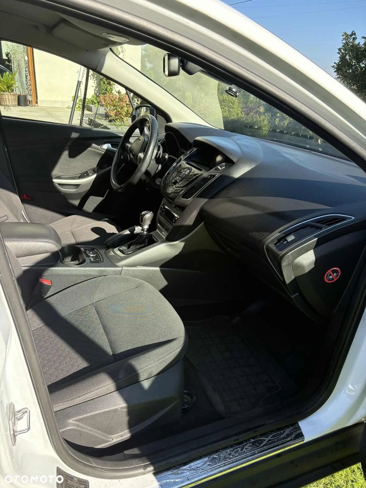 Ford Focus 1.6 TDCi Edition - 27