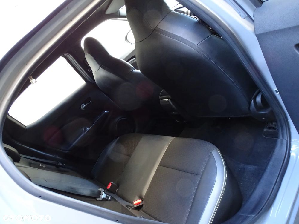Nissan Juke 1.0 DIG-T Kiiro - 14