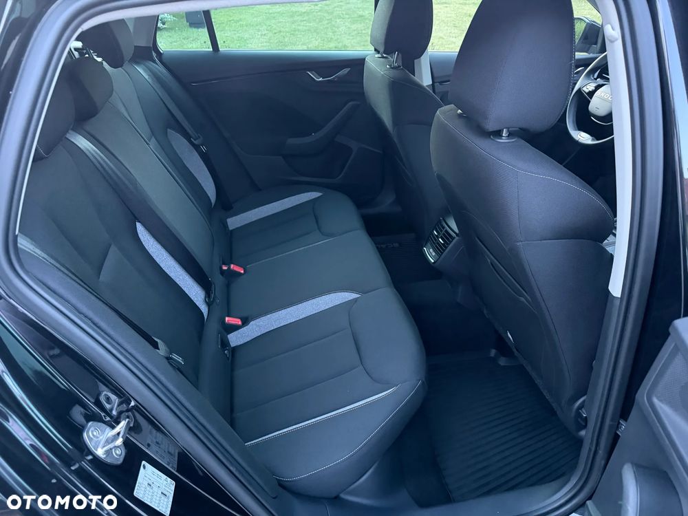 Skoda Scala 1.0 TSI Selection DSG - 9