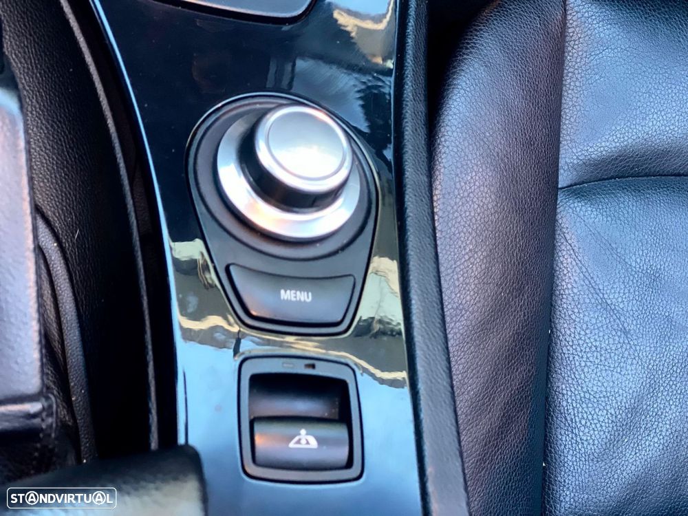 BMW 335 i Auto - 25