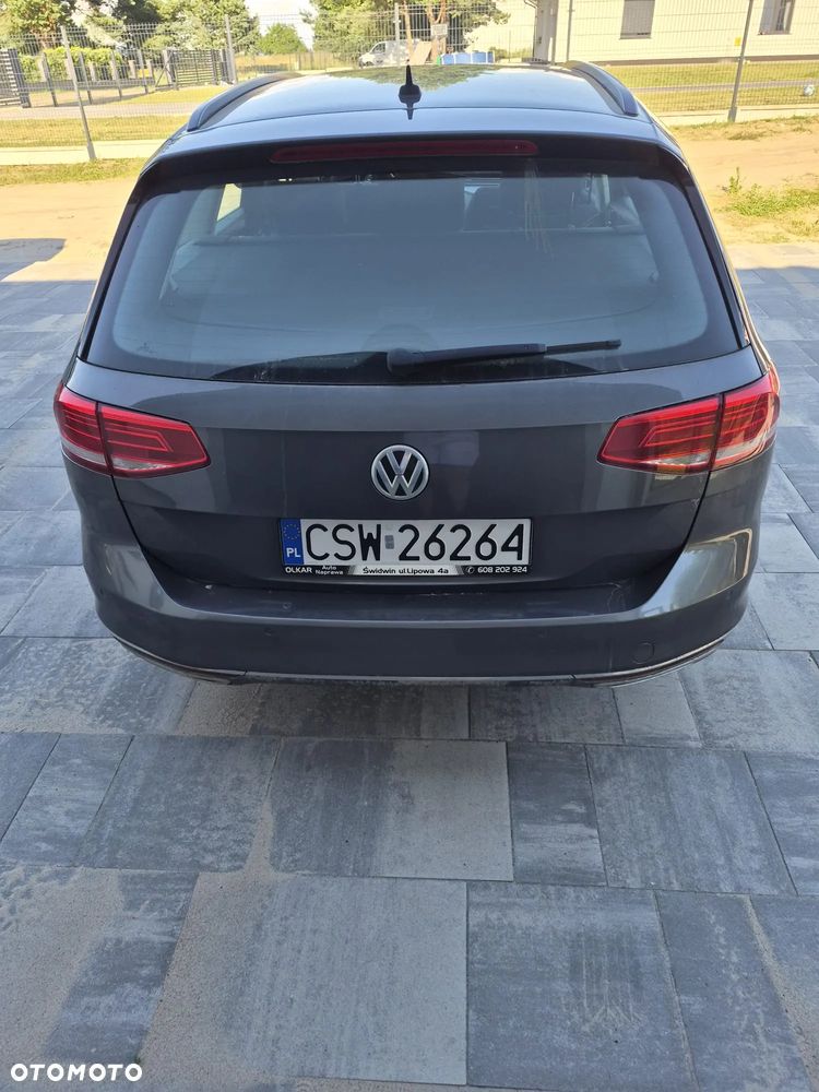 Volkswagen Passat 2.0 TDI SCR (BlueMotion Technology) DSG Comfortline - 5