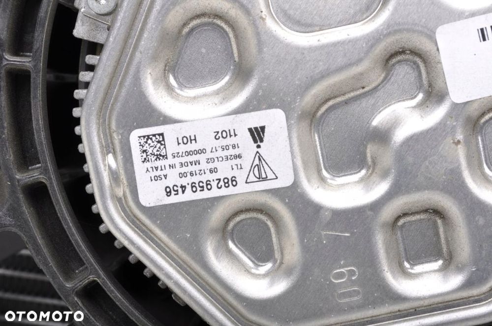 PORSCHE 718 CAYMAN 982 WENTYLATOR CHŁODNICA PRAWA - 5