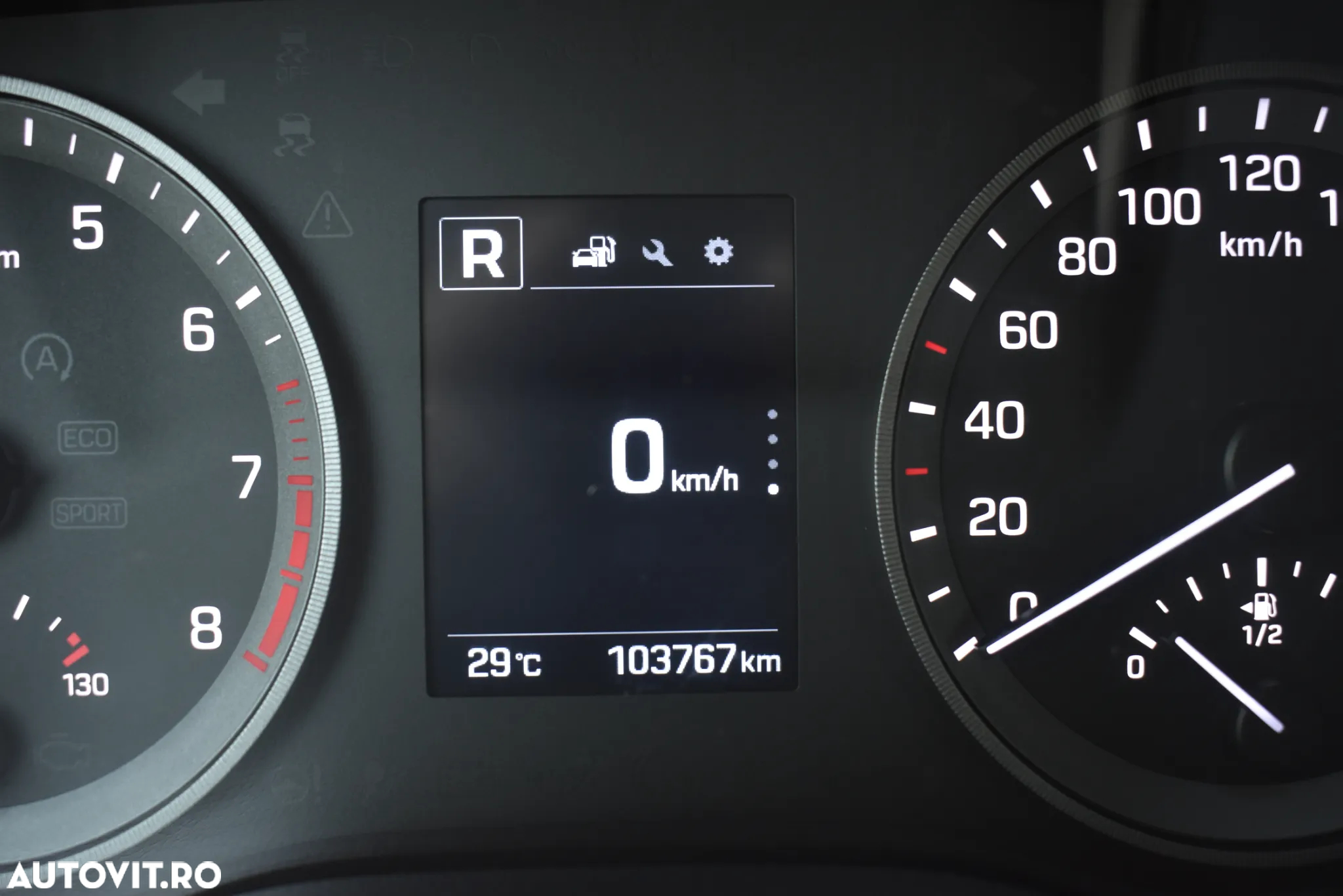 Hyundai Tucson 1.6 GDI 2WD 6MT Style - 15