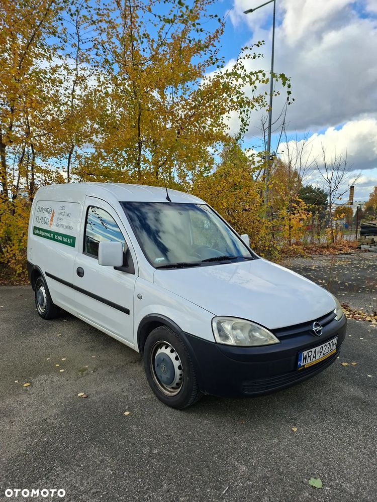 Opel COMBO - 4