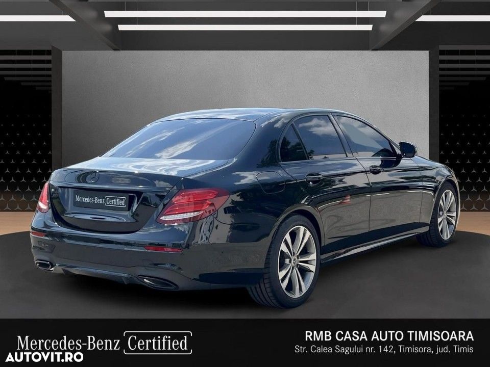 Mercedes-Benz E - 5
