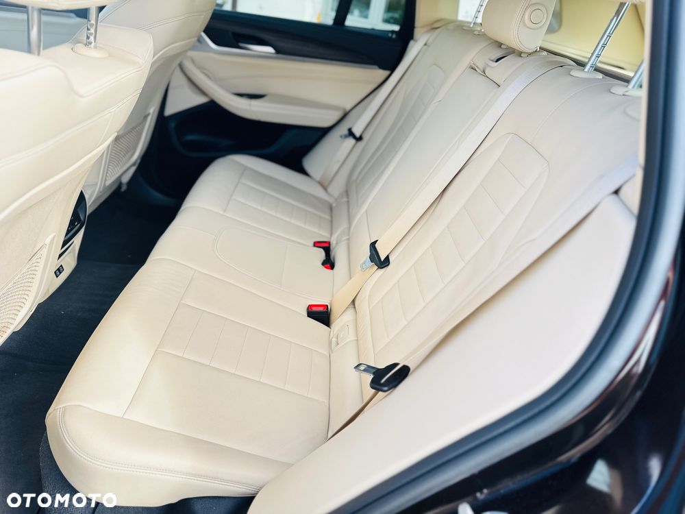 BMW X3 xDrive20d Luxury Line sport - 9