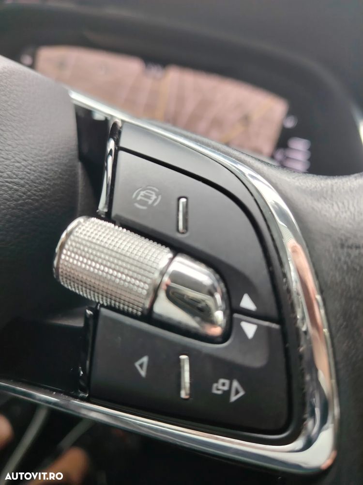 Skoda Octavia 2.0 TDI DSG Edition - 12